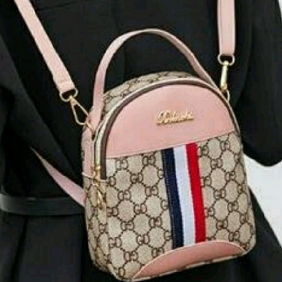 🆕🌸Women's Backpack or Sexy Pouch🌸 - Picture 4 of 8